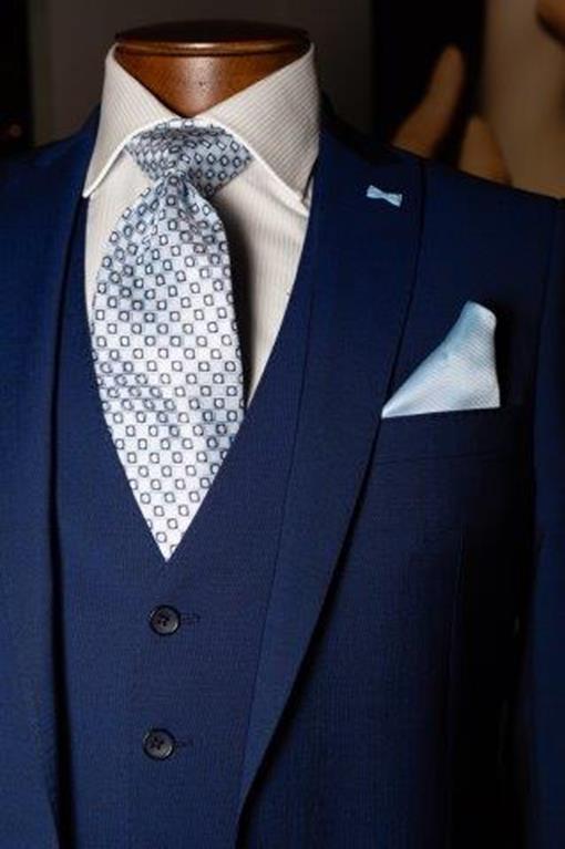 The Executive - Bespoke Gentlemens' Outfitters > Clothing Range > Suits ...